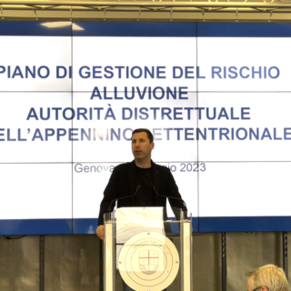 Rischio alluvioni, la Regione presenta il nuovo piano su aree esondabili (Video) Rischio alluvioni, la Regione presenta il nuovo piano su aree esondabili (Video)