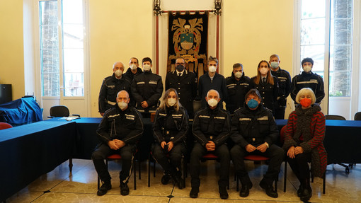 Consegnati a Santa Margherita Ligure i Nastrini Covid 2020 agli agenti della Polizia Locale