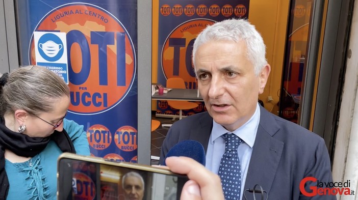 Elezioni, i parlamentari arancioni di Italia al Centro a Genova per sostenere Bucci (Video)