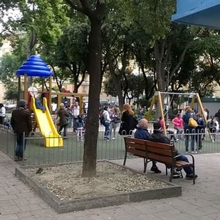 Nella foto i giardini di Piazza Martinez, esempio di &quot;piazza generazionale&quot;