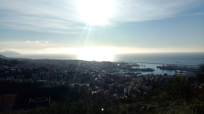 Meteo: cielo sereno a Genova prima di Pasqua