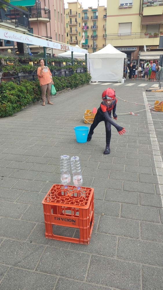 Ad Andora grande successo per l'evento benefico "Supereroi per il Gaslini" (FOTO) Ad Andora grande successo per l'evento benefico "Supereroi per il Gaslini" (FOTO)