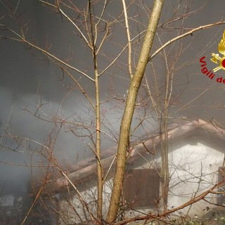 Campo Ligure: villetta a fuoco, nessun ferito