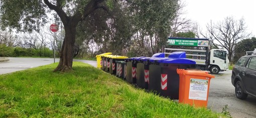 Raccolta dell'olio esausto, Amiu installa nuovi contenitori tra Genova e il Golfo Paradiso
