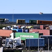 Dai macchinari alla chimica, passando per l’high-tech e il lusso: ecco cosa parte da Genova verso Israele