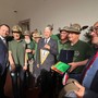 Adunata Alpini, il gruppo di Padova dona il gagliardetto alla Liguria: “Grazie per l’accoglienza”