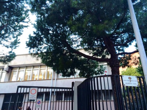 Via le barriere architettoniche alla secondaria Caffaro e alla primaria Govi: ok dalla giunta comunale Via le barriere architettoniche alla secondaria Caffaro e alla primaria Govi: ok dalla giunta comunale