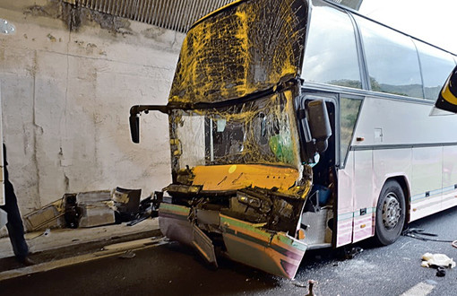 Bus da Genova si schianta vicino a Zurigo: muore una donna, 44 feriti