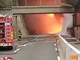 Camion in fiamme sulla A10 tra Varazze e Arenzano: traffico riaperto, in corso le operazioni di bonifica (FOTO e VIDEO)