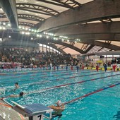 Bucci alla premiazione del Trofeo Aragno di nuoto: “Fondamentale coltivare questo sport”