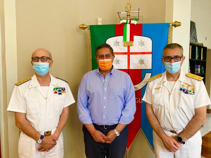 Porto di Genova: il presidente Toti ha incontrato il contrammiraglio Sergio Liardo e l’ammiraglio Nicola Carlone