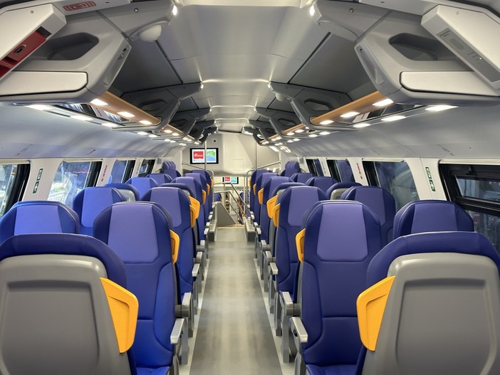 Estate da incubo sui treni Genova-Milano, il consiglio regionale chiede all’unanimità un dialogo con il governo per ridurre i ritardi a trenta minuti