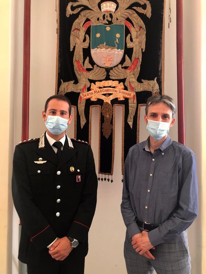 Il Capitano Gianluca Carpinone e il Sindaco di Santa Margherita Ligure Paolo Donadoni