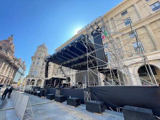 In piazza De Ferrari il concerto &quot;102 in the City – Special Event Salone Nautico”