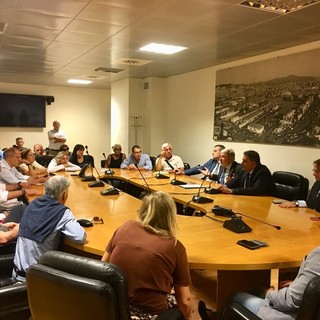 Comune e Regione al governo: "Legge speciale per Genova, meno burocrazia e più agevolazioni"