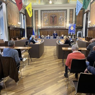 Il Comune di Rapallo incontra le associazioni commerciali cittadine Il Comune di Rapallo incontra le associazioni commerciali cittadine