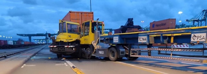 Porto di Genova, morto Patrizio Randazzo: era indagato per l’investimento del collega Giovanni Macciò Porto di Genova, morto Patrizio Randazzo: era indagato per l’investimento del collega Giovanni Macciò