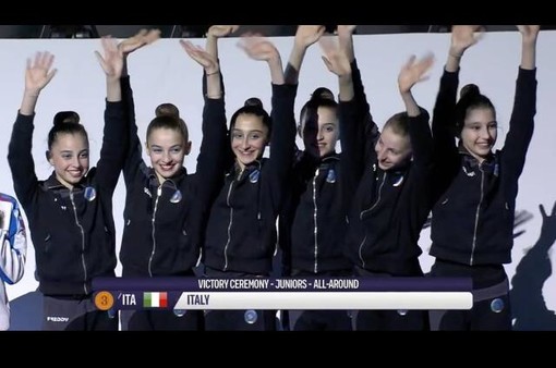 Bronzo europeo Junior per le Farfalle PGS Auxilium Genova Bronzo europeo Junior per le Farfalle PGS Auxilium Genova