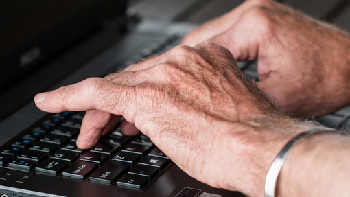 Il Forum Famiglie organizza l’iniziativa ‘Anziani Digitali’