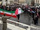 Iran, la manifestazione in piazza Matteotti: “Finché il regime islamico finanzia Hamas, il mondo non potrà avere la pace”