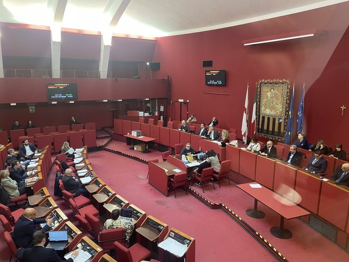 Nuovi parcheggi, il Comune dice no. Robotti: “La priorità è il trasporto pubblico”. Kiss &amp; buy, prosegue la sperimentazione