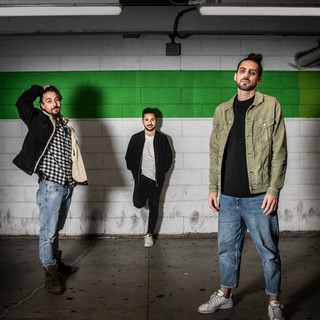 Zueno: è uscito il videoclip di "Cartolina", singolo d'esordio della band genovese prodotta da Zibba (VIDEO) Zueno: è uscito il videoclip di "Cartolina", singolo d'esordio della band genovese prodotta da Zibba (VIDEO)