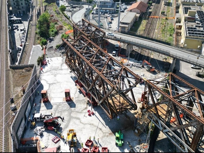 Trasporto ferroviario, in arrivo la rivoluzione del nodo urbano. Scajola: “Entro giugno 2026 attivi quadruplicamento di Voltri - Sampieridarena e sestuplicamento tra Brignole e Principe” Trasporto ferroviario, in arrivo la rivoluzione del nodo urbano. Scajola: “Entro giugno 2026 attivi quadruplicamento di Voltri - Sampieridarena e sestuplicamento tra Brignole e Principe”