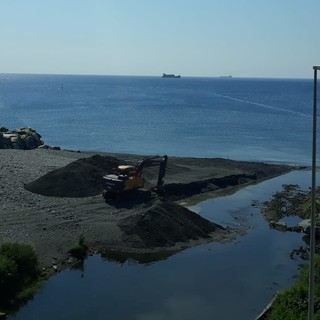 Voltri, al via i lavori per "stappare" il torrente Leira