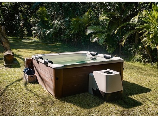 Piscine con idromassaggio da esterno: dimensioni, funzioni e vantaggi