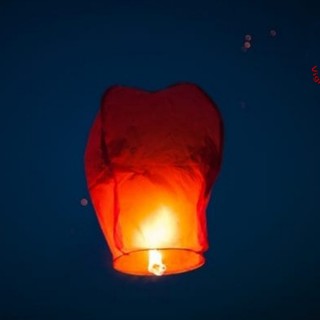 Capodanno, il consiglio dei pompieri: attenzione alle 'lanterne cinesi'