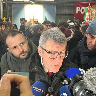 Maurizio Landini a Genova: “Ricordare Guido Rossa significa mettere al centro lavoro e diritti” Maurizio Landini a Genova: “Ricordare Guido Rossa significa mettere al centro lavoro e diritti”