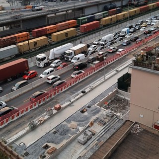 Lungomare Canepa, è scontro politico: “Le barriere le deve realizzare Aspi, il Comune faccia rispettare gli impegni”