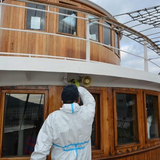Nave Italia, in corso i lavori di manutenzione Nave Italia, in corso i lavori di manutenzione
