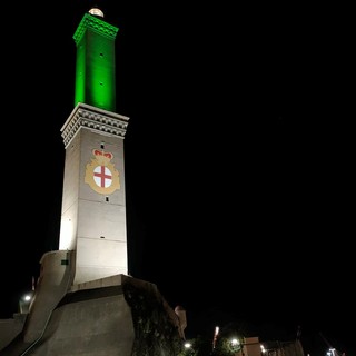 La Lanterna si illumina di verde per la Giornata del Risparmio Energetico