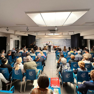 La sala della Scuola Conte in via Cialli a Pegli