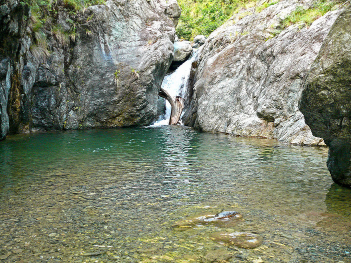 Sicurezza in Val Varenna, Gambino: "Una pattuglia a valle della strada e controlli sui bus"