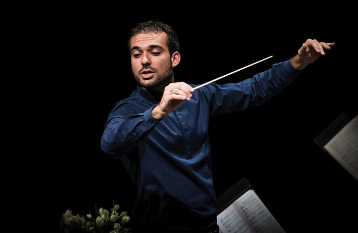 Il teatro Carlo Felice riapre omaggiando Beethoven col giovane Leonardo Sini sul podio [FOTO]