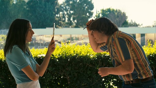 Il "Club del Film" si sdoppia: appuntamento al Bistrot Sivori giovedì 24 marzo ore 17.30 e giovedì 31 marzo ore 19 per parlare di "Licorice Pizza"