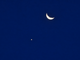 Luna e Giove si incontrano nel cielo dell’alba: la congiunzione fotografata dal Righi