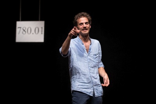 Al Teatro Garage debutta la rassegna dedicata alle giovani eccellenze teatrali con lo spettacolo ‘Assenza sparsa’