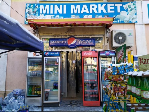 L'invasione dei mini market etnici in città non si ferma. E Ascom chiede nuove regole