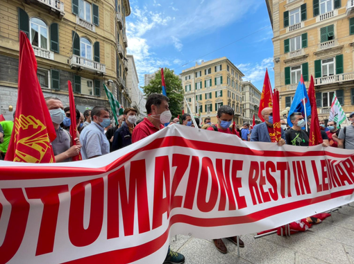 Leonardo, Bruno Manganaro (Fiom Liguria): "Incontrato il Prefetto di Genova, richiesto incontro col governo" (VIDEO) Leonardo, Bruno Manganaro (Fiom Liguria): "Incontrato il Prefetto di Genova, richiesto incontro col governo" (VIDEO)