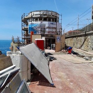 Sopralluogo alla Marinella di Nervi: proseguono gli interventi di consolidamento