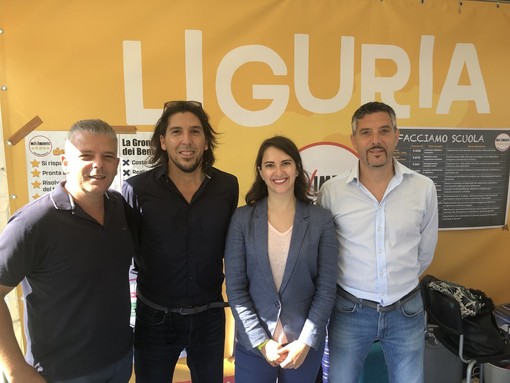 Appello di Alice Salvatore (M5S) a tutte le scuole liguri: "Vi ricordo che esiste il progetto Facciamo EcoScuola"