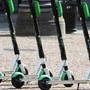 Scatta da oggi l’obbligo di assicurazione per i monopattini: costa sino a cinquantacinque euro