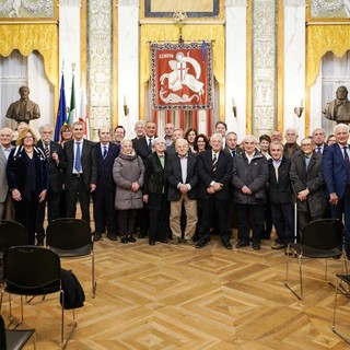 Genova celebra l’eccellenza del lavoro: consegnati a Palazzo Tursi i Genovini d’argento ai nuovi Maestri del Lavoro