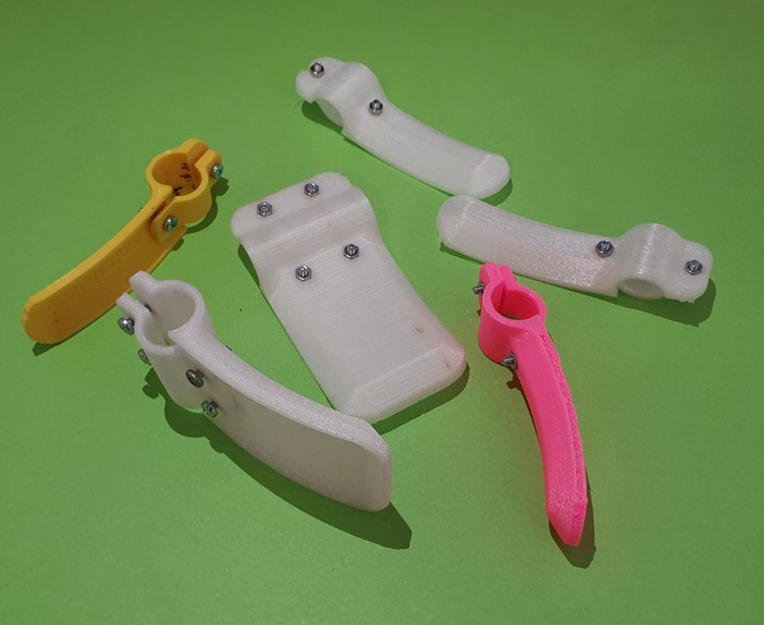 Coronavirus: dalle stampanti 3D dell'Unige maniglie e supporti per respiratori (VIDEO e FOTO)