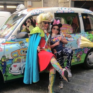 Genova, il viaggio della piccola Hiba con il taxi di Zia Caterina e Make-A-Wish