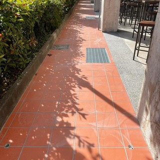 Recco, terminati i lavori di riqualificazione del marciapiede di via Biagio Assereto Recco, terminati i lavori di riqualificazione del marciapiede di via Biagio Assereto