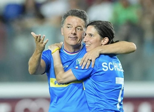 Matteo Renzi con Elly Schlein (foto da Facebook) Matteo Renzi con Elly Schlein (foto da Facebook)